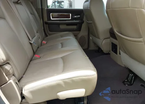 2010 Dodge Ram 2500 z USA, uszkodzony, nr VIN 3D7TT2HT4AG151196